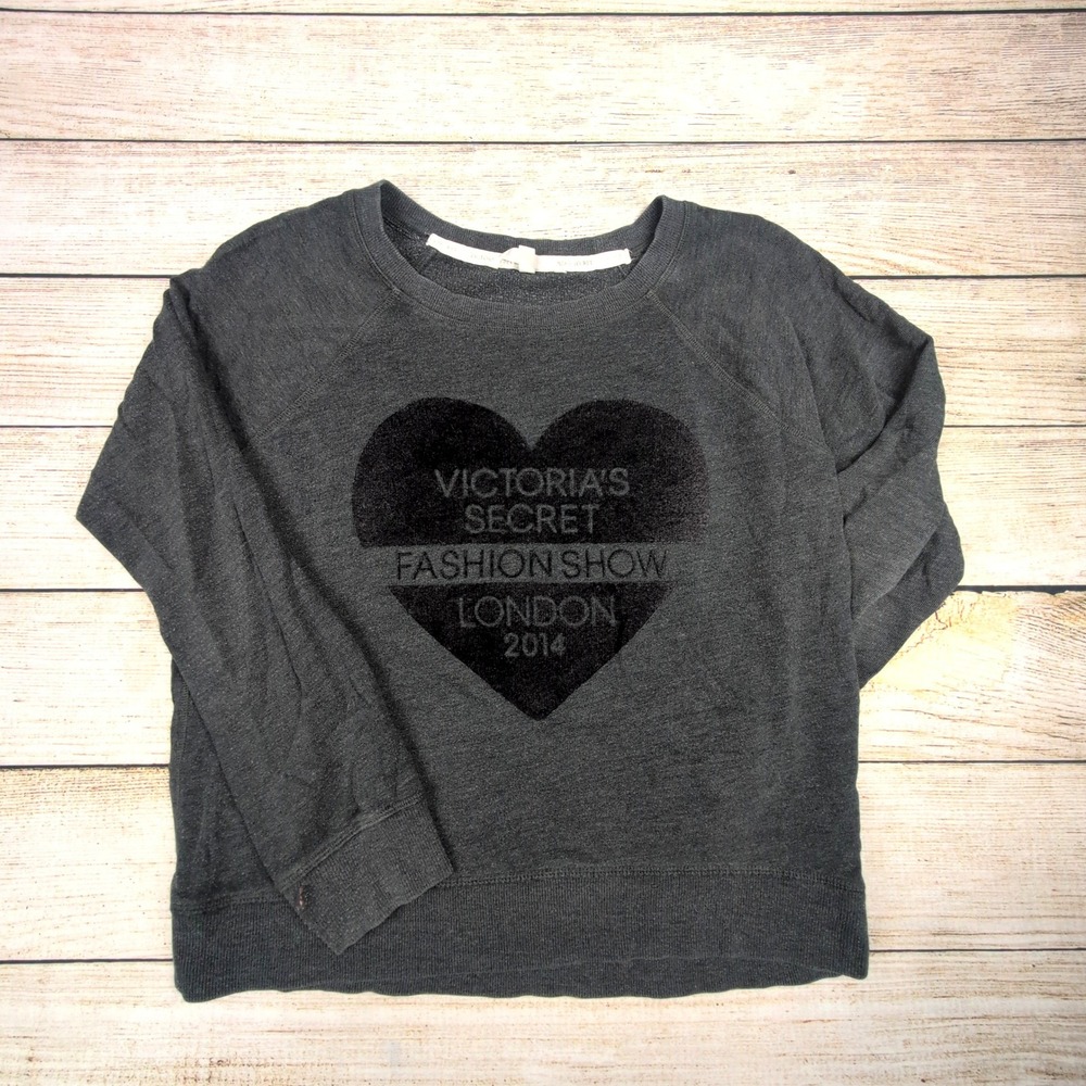 Victorias Secret‎ Fashion Show London 2014 Heart Sweatshirt Gray M